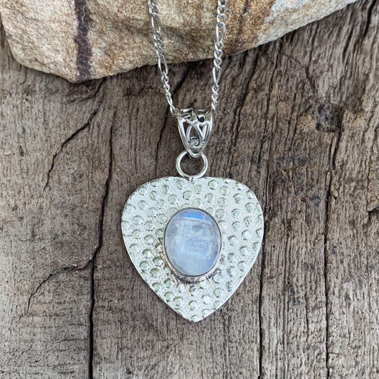 Rainbow Moonstone Heart Pendant Gle Good Living Essentials