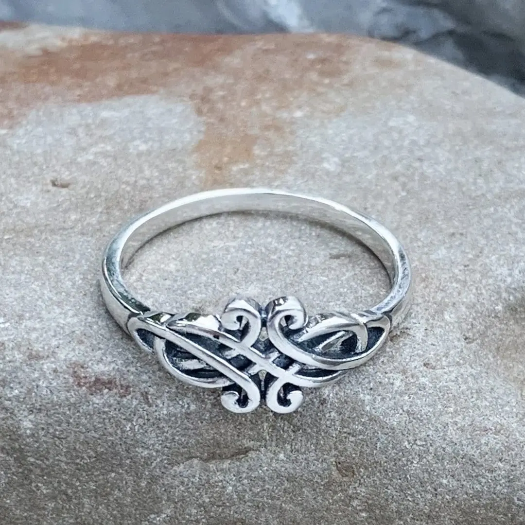 Sterling Silver Dainty Celtic Knot Ring