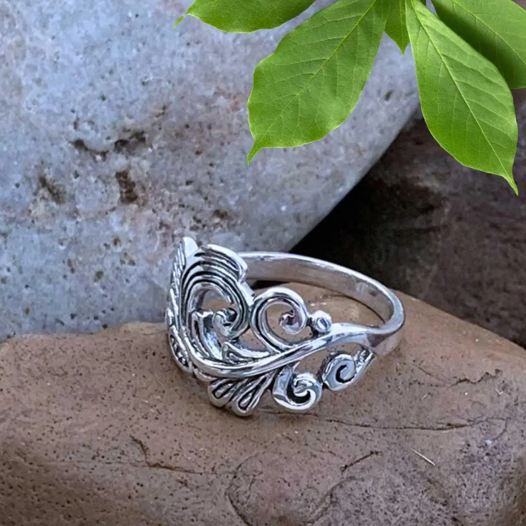 an image of a what we think looks like a Sterling Angel Feather Ring