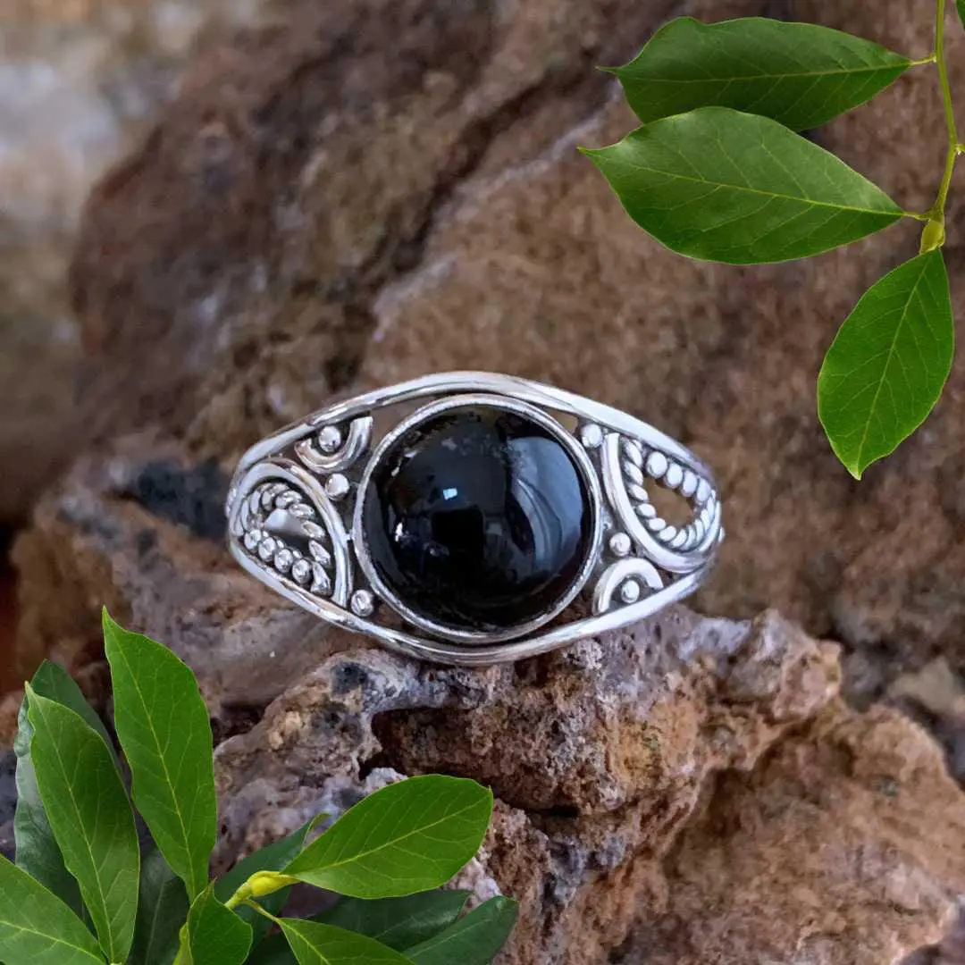 an image of a Round Black Onyx Filigree Sterling Silver Ring