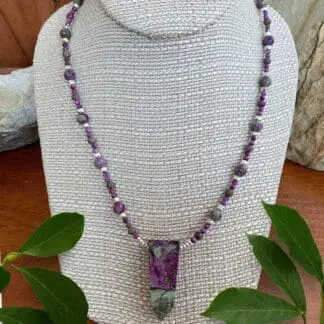 Atlantisite Stichtite