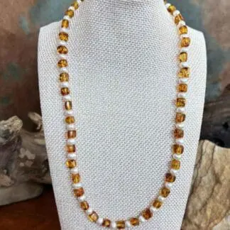 Amber Cubes and Pearls Beaded Necklace