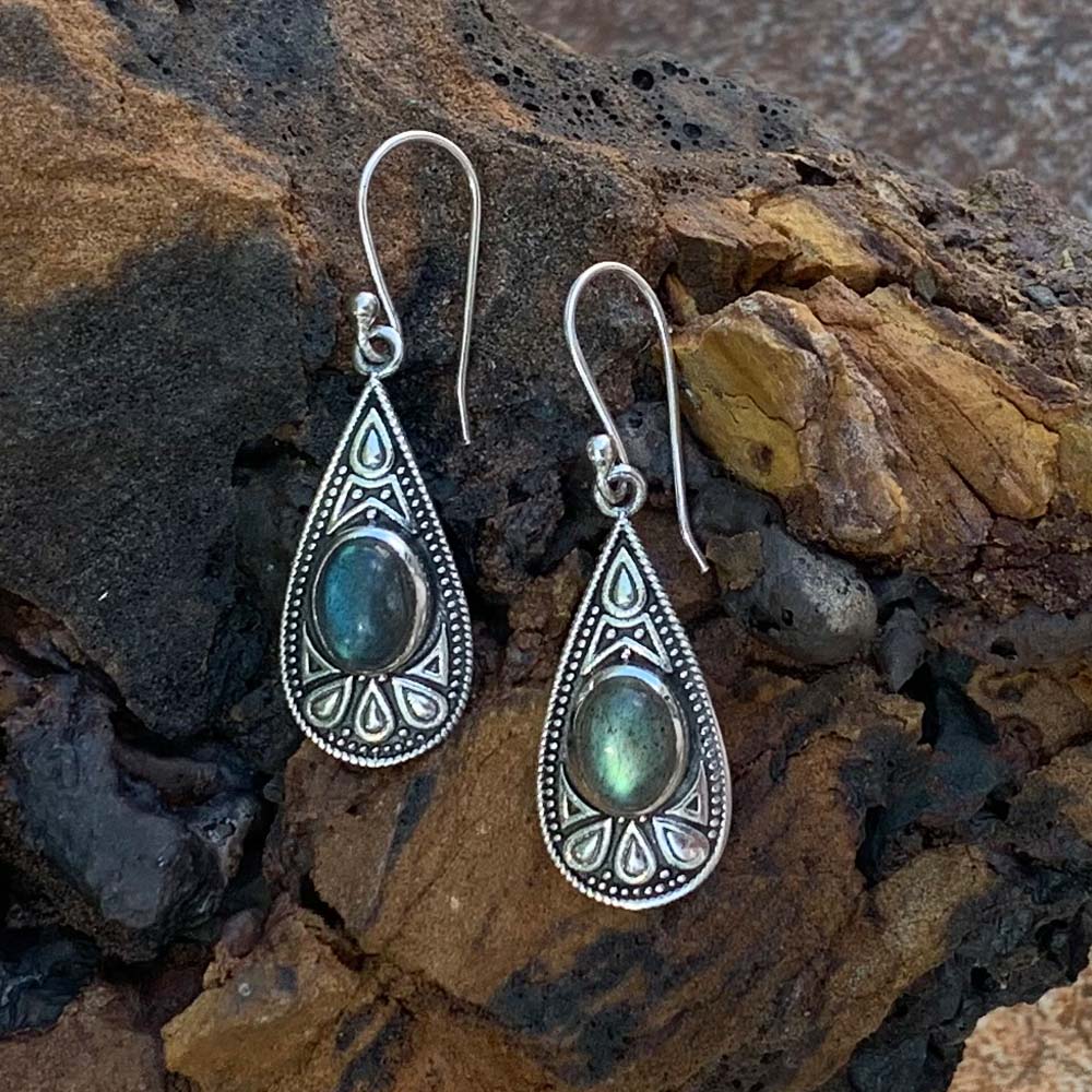 •RIVERDANCE• labradorite + gold dangle earrings
