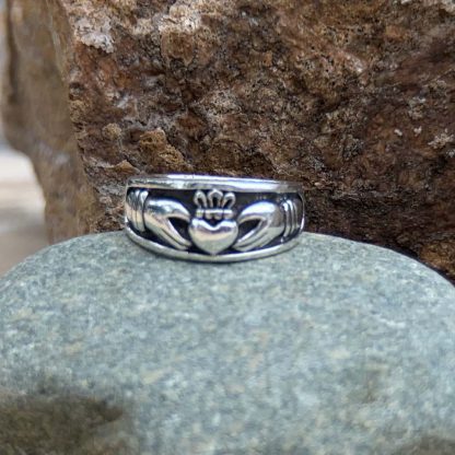 Sterling Claddagh Band Ring
