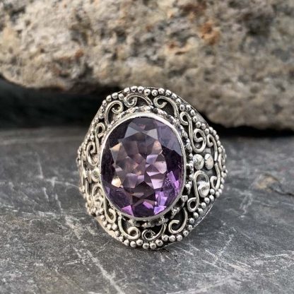 Amethyst Sterling Oval Ring - Image 2