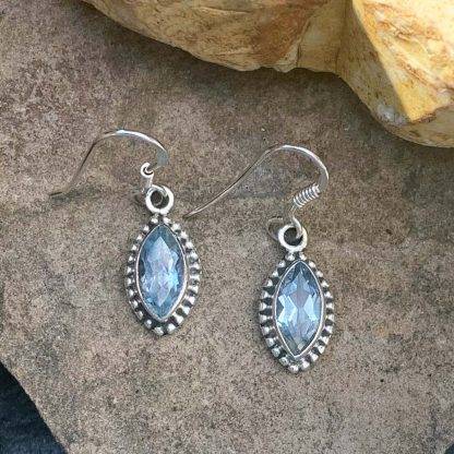 Blue Topaz Earrings/glesilver.com