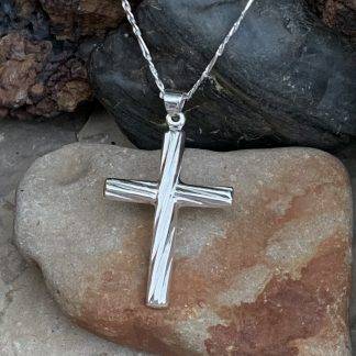Stunning Silver Cross Pendant