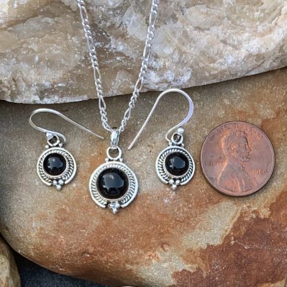 Round Black Onyx Set