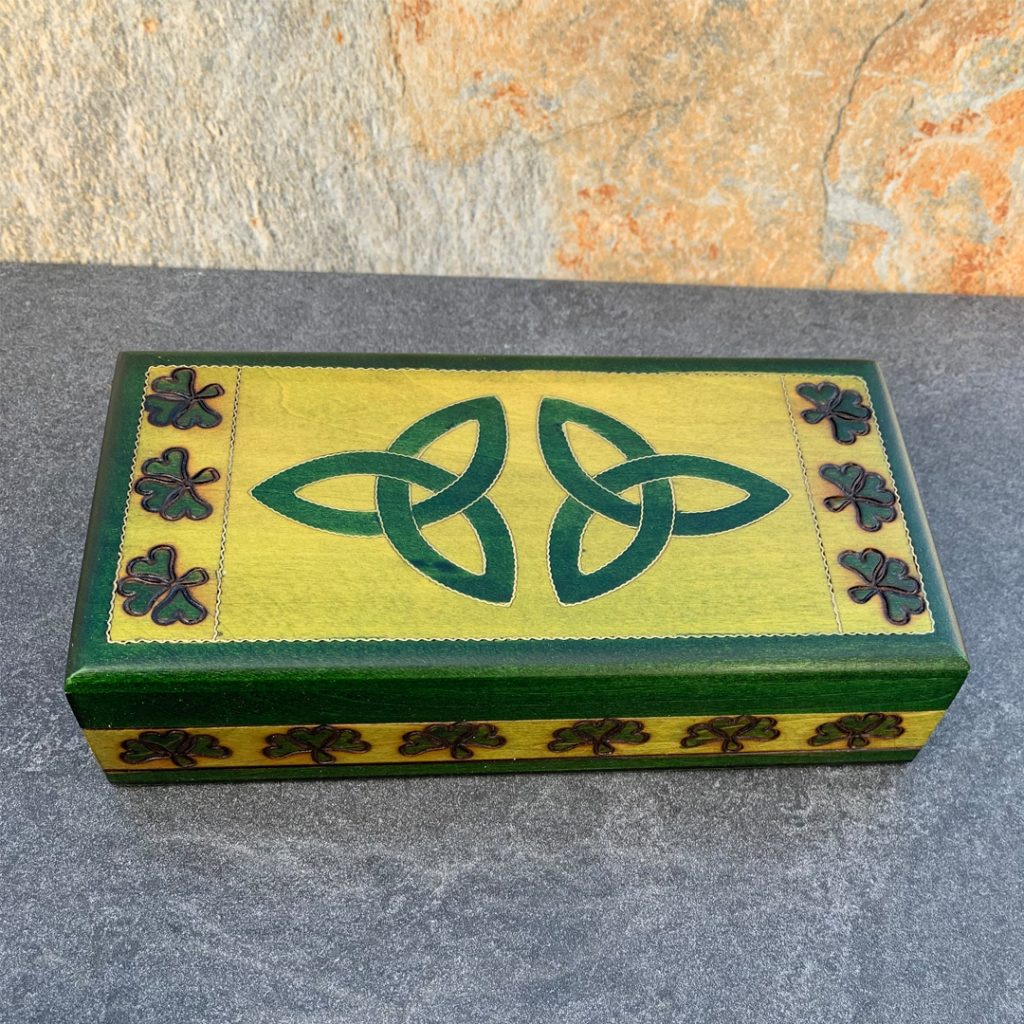 Shamrock Hearts & Triquetra Box - GLE-Good Living Essentials