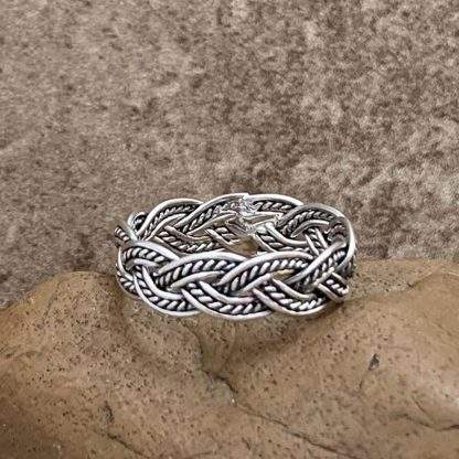 Sterling Bold Braided Rope Look Ring