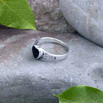 Black Agate and Sterling Silver Filigree Heart Ring