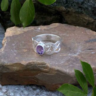 Faceted Amethyst Filigree Ring set in Sterling Silver