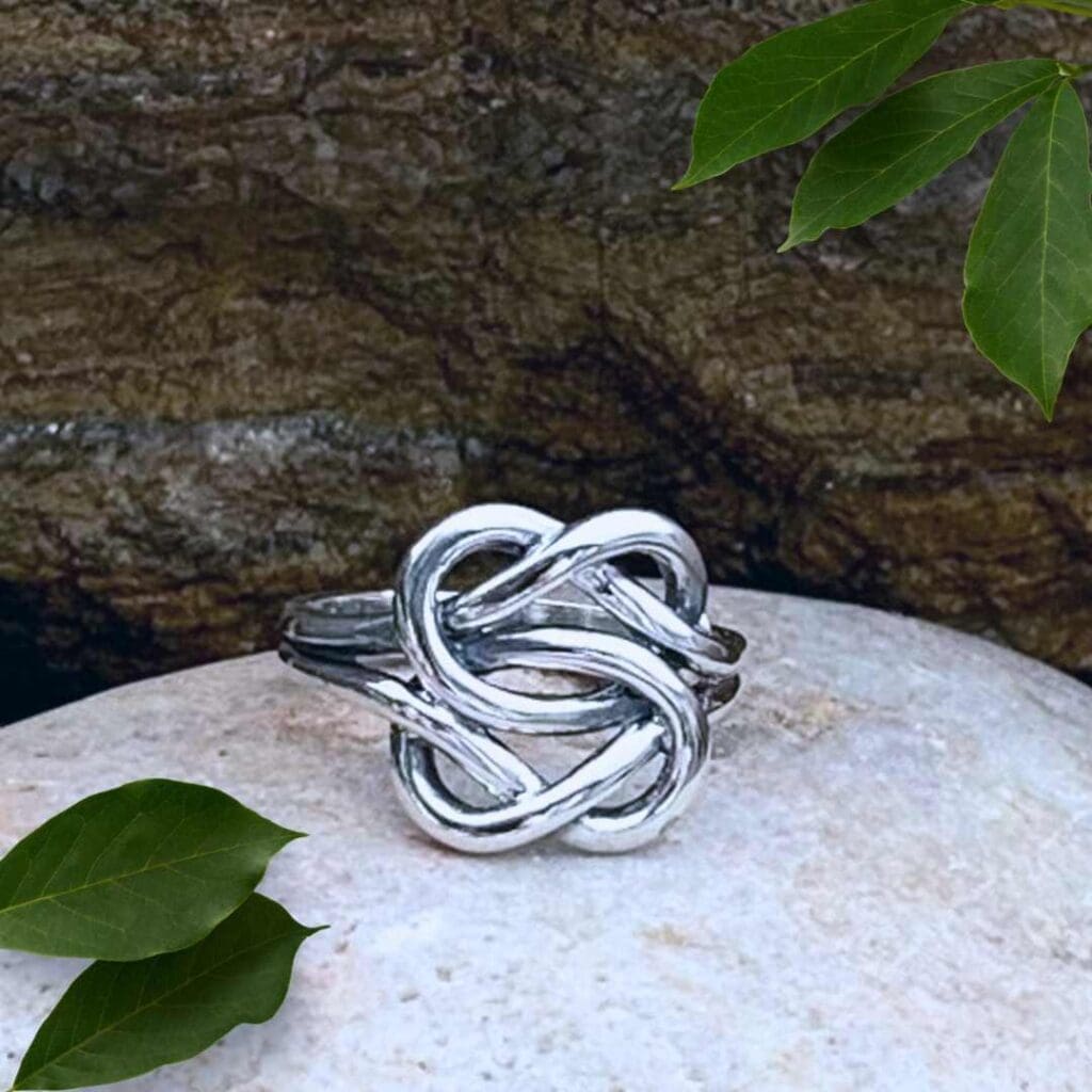 Sterling Silver Knot Ring - GLE-Good Living Essentials