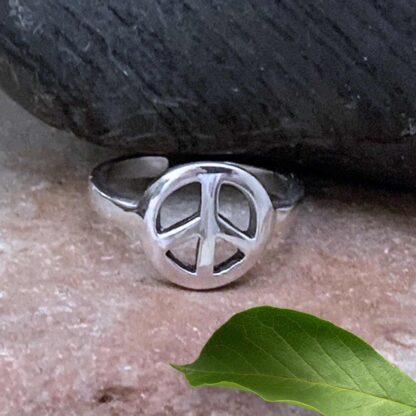 an image of a single Peace Sign Sterling Silver Toe Ring