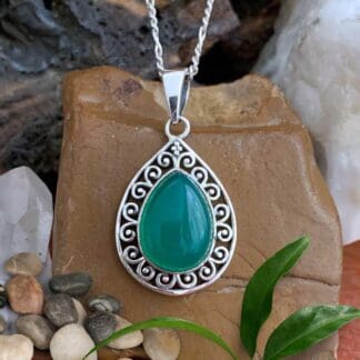 an image of a Teardrop Green Onyx Filigree Sterling Silver Pendant