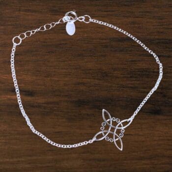 an image of aSterling Silver Celtic Knot Bracelet