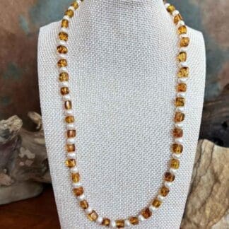 Amber Cubes and Pearls Beaded Necklace